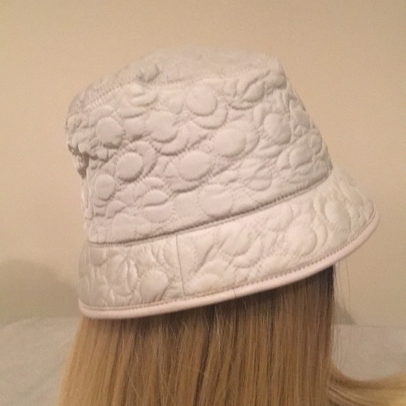 COACH Cream Quilted Logo Bucket Hat - Picture 2 of 4